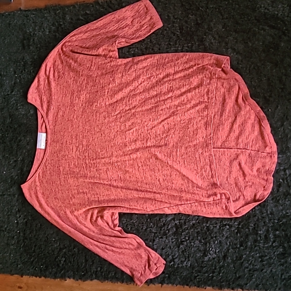 Medium red 3/4 sleeve polyester shirt by bobie brooks